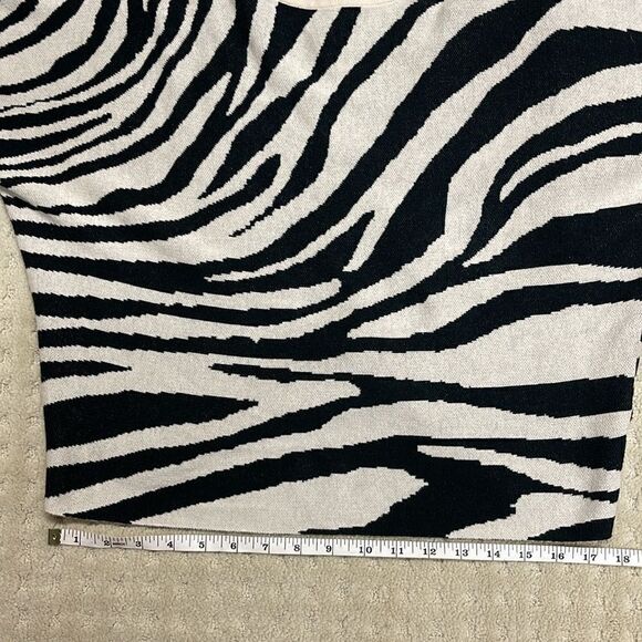 Anthropologie Zebra Print Pullover Sweater, Size Extra Small - Picture 4 of 7